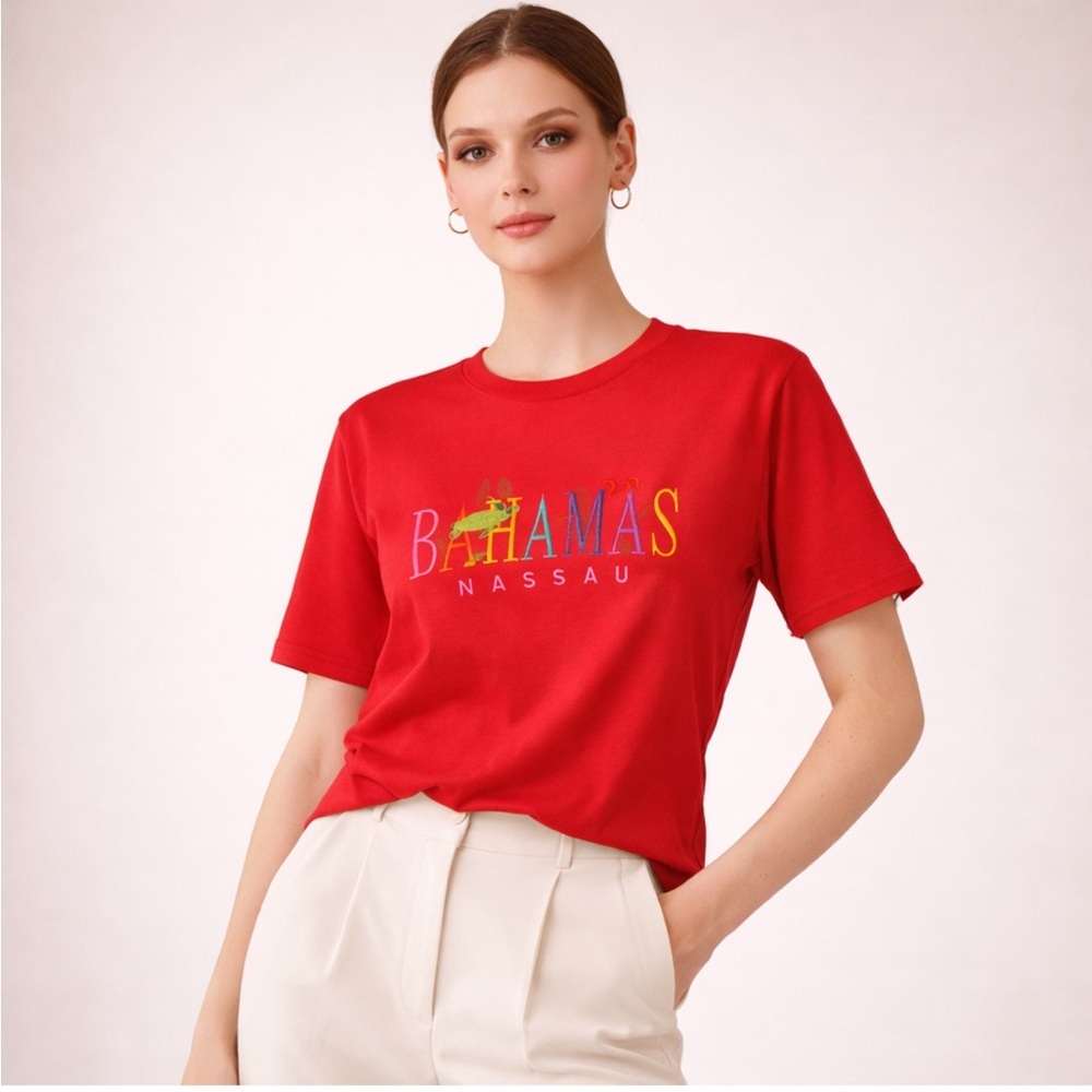 Bahamas Nassau Red Graphic T-Shirt Size Small Vacation Travel Tee